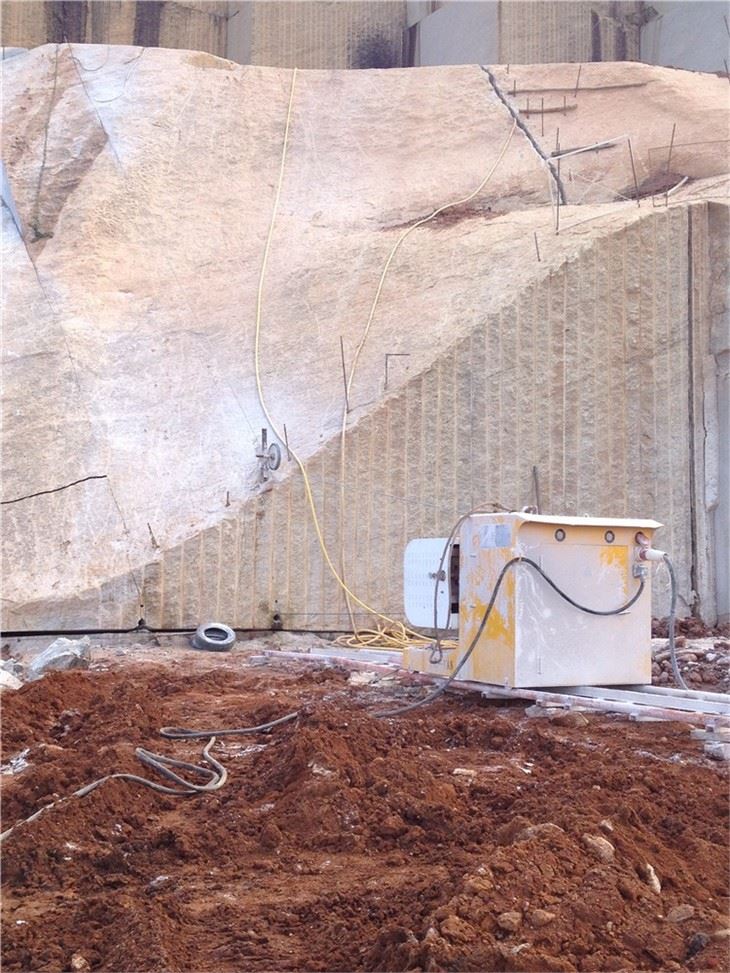 Diamond Wire Saw Machine